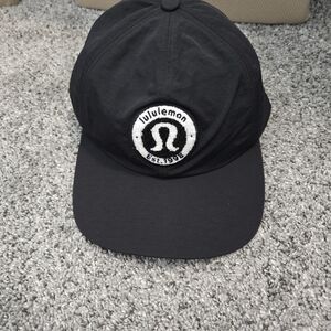 NWT. Lululemon Black Baller Hat